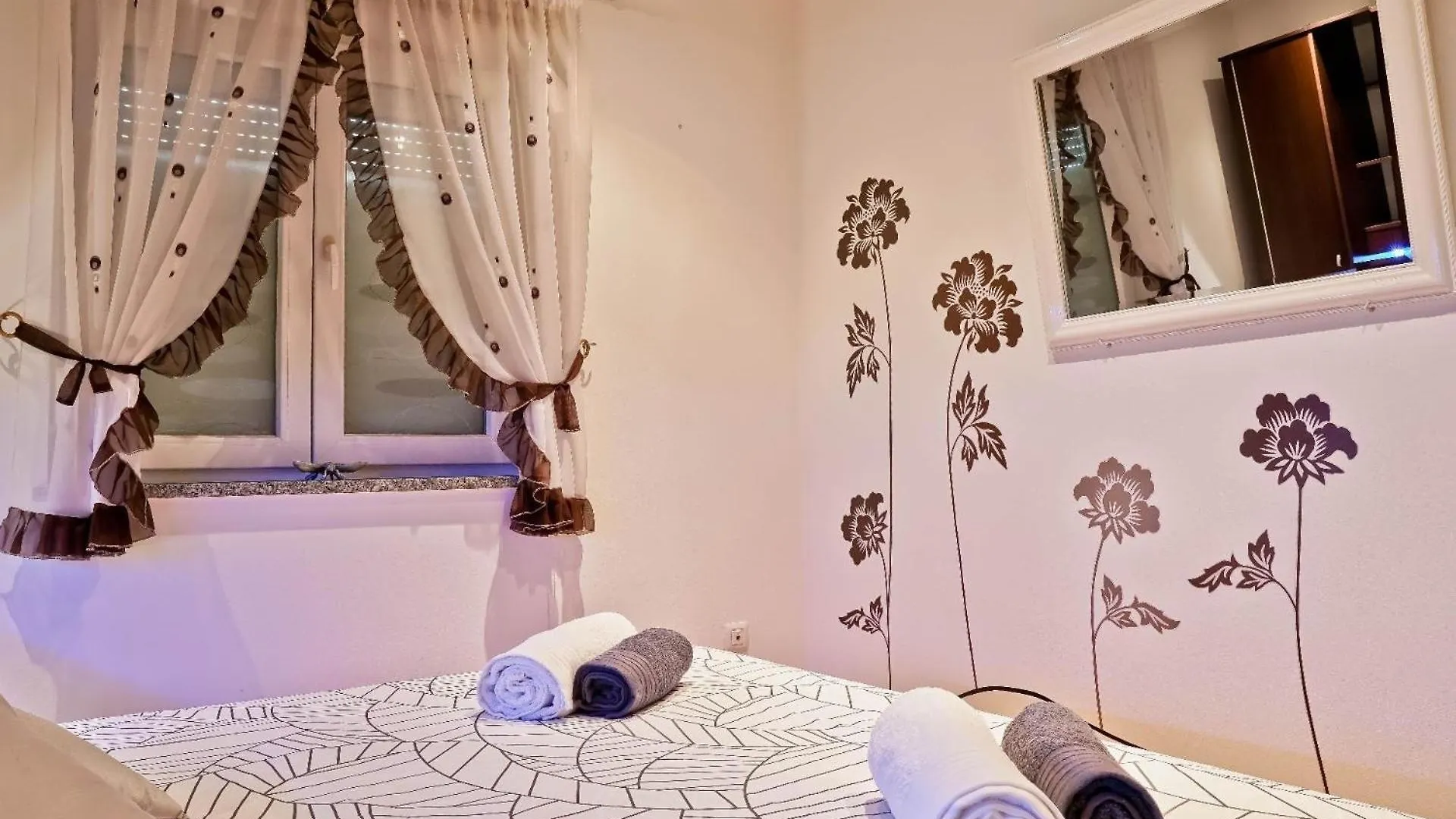 Ferienwohnung Fuer 8 Personen Ca 110 M In Sikici, Istrien Pula Und Umgebung Apartment